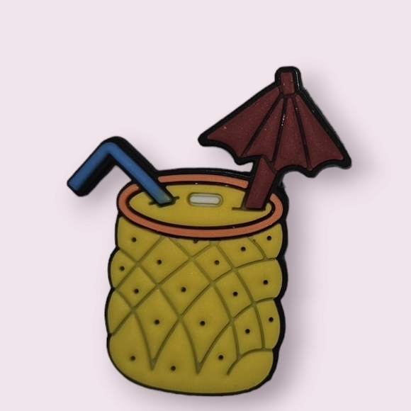 4/$8 Shoe Crocs Charm - Tropical Summer Drink Cocktail - Picture 1 of 3